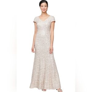 Alex Evenings Womens Long Rosette Mother of The Bride Dress with Short Sleeves,